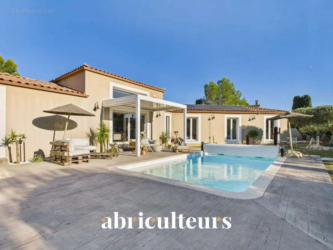 Villa contemporaine d’exception avec piscine chauffée en vente à 3 km de Calvisson (30114) - photo 3