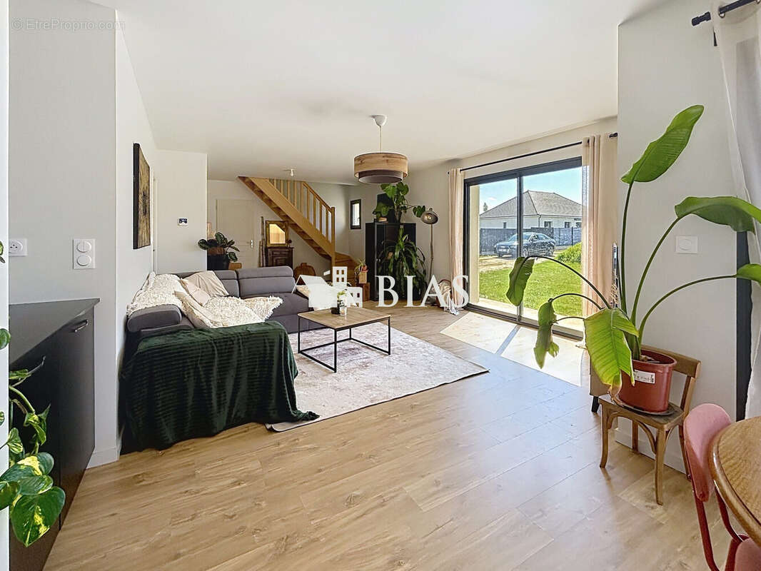 Maison à CRIQUEBEUF-SUR-SEINE