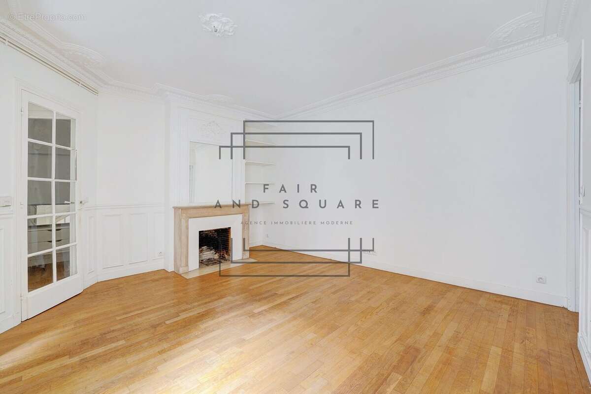 Appartement à NEUILLY-SUR-SEINE