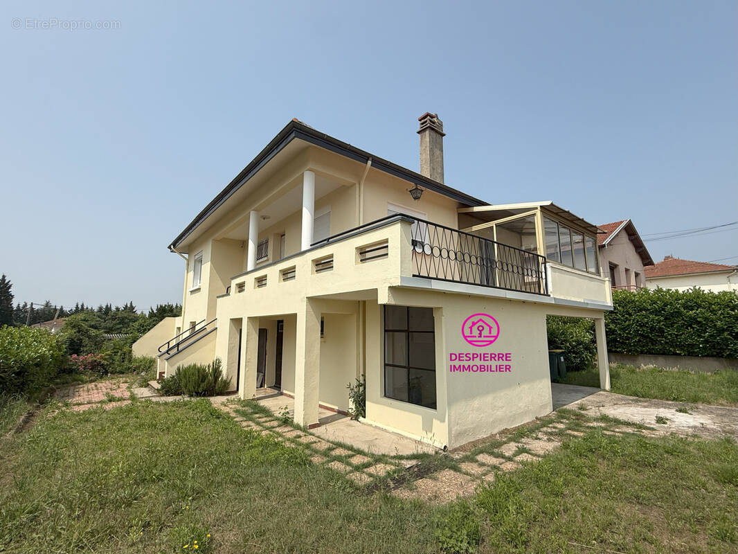 Maison à LE PEAGE-DE-ROUSSILLON