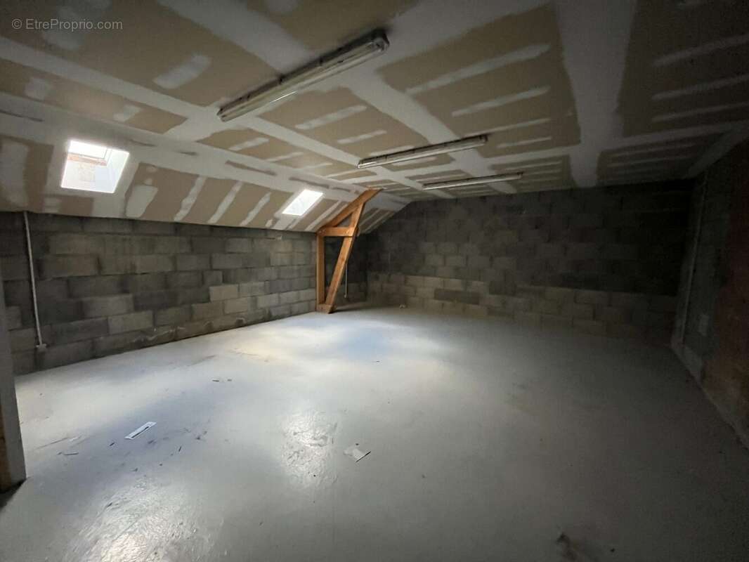 Commerce 274 m² à Saint-Malo  - photo 7