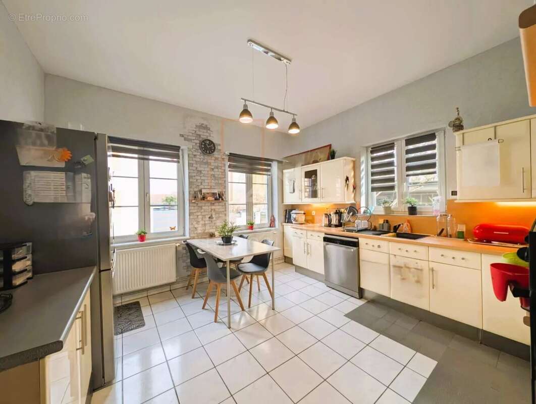 BISCHWILLER, beau compromis entre un appartement et une maison AFFAIRE A SAISIR !!! - photo 5