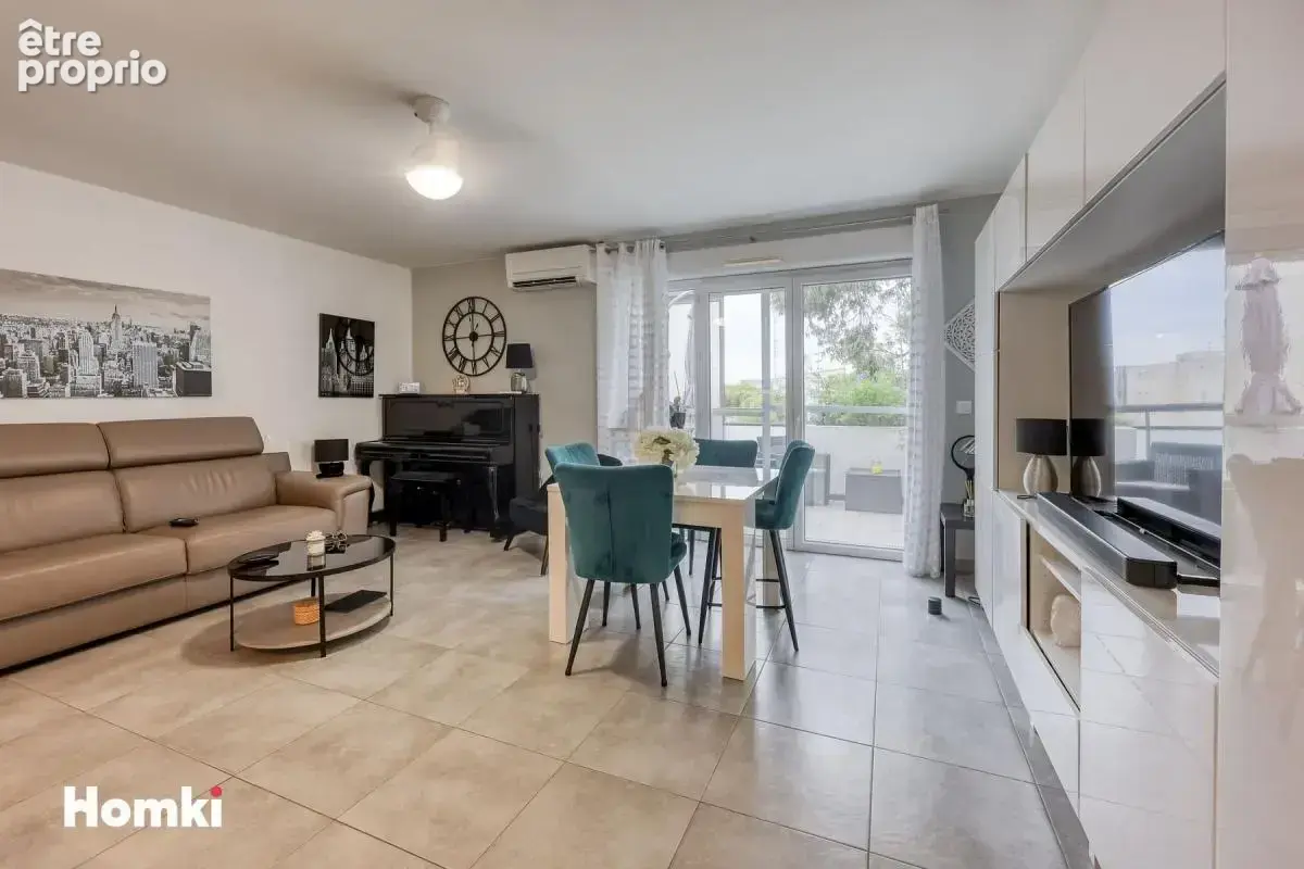 Appartement T3 de 65 m² -terrasse,–garage–ascenseur à La Valette-du-Var 83160, Rue Hermes - photo 5