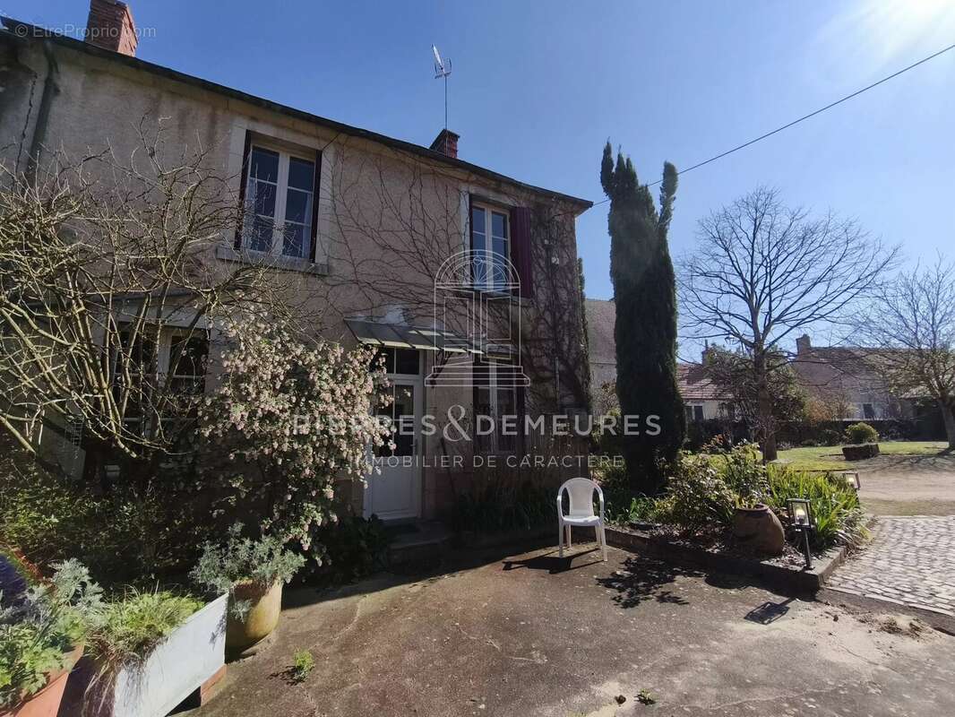 Maison à GIVARDON