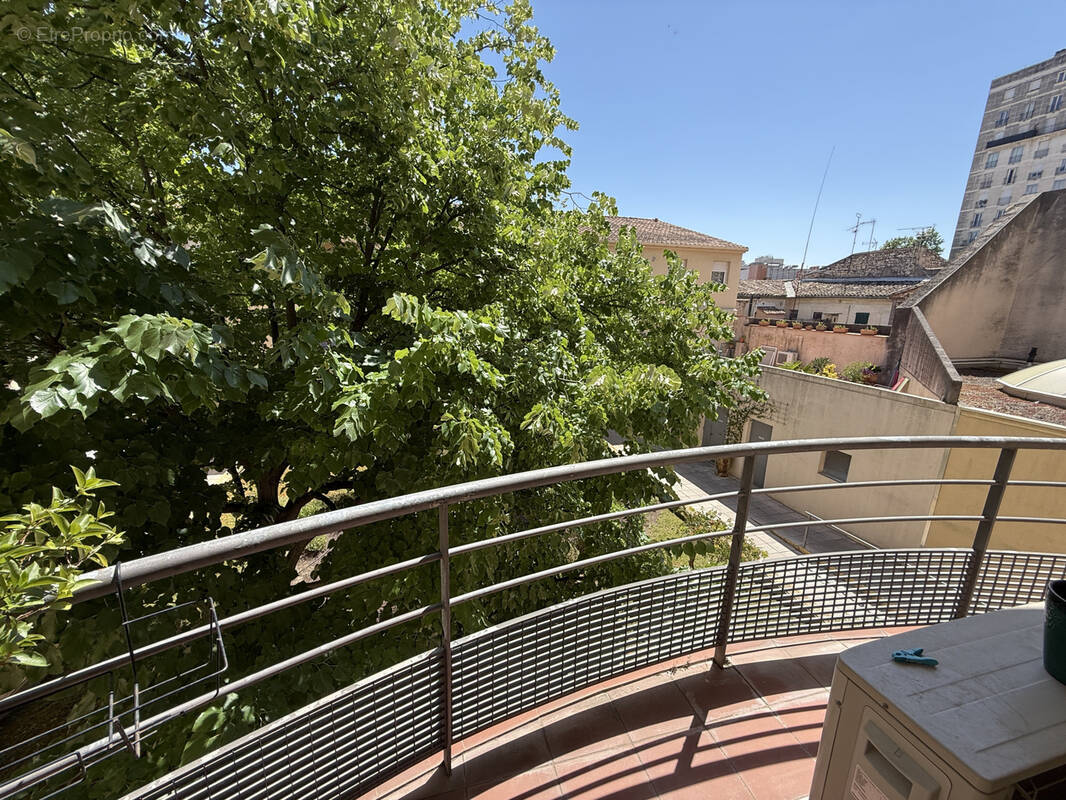 Appartement à NIMES