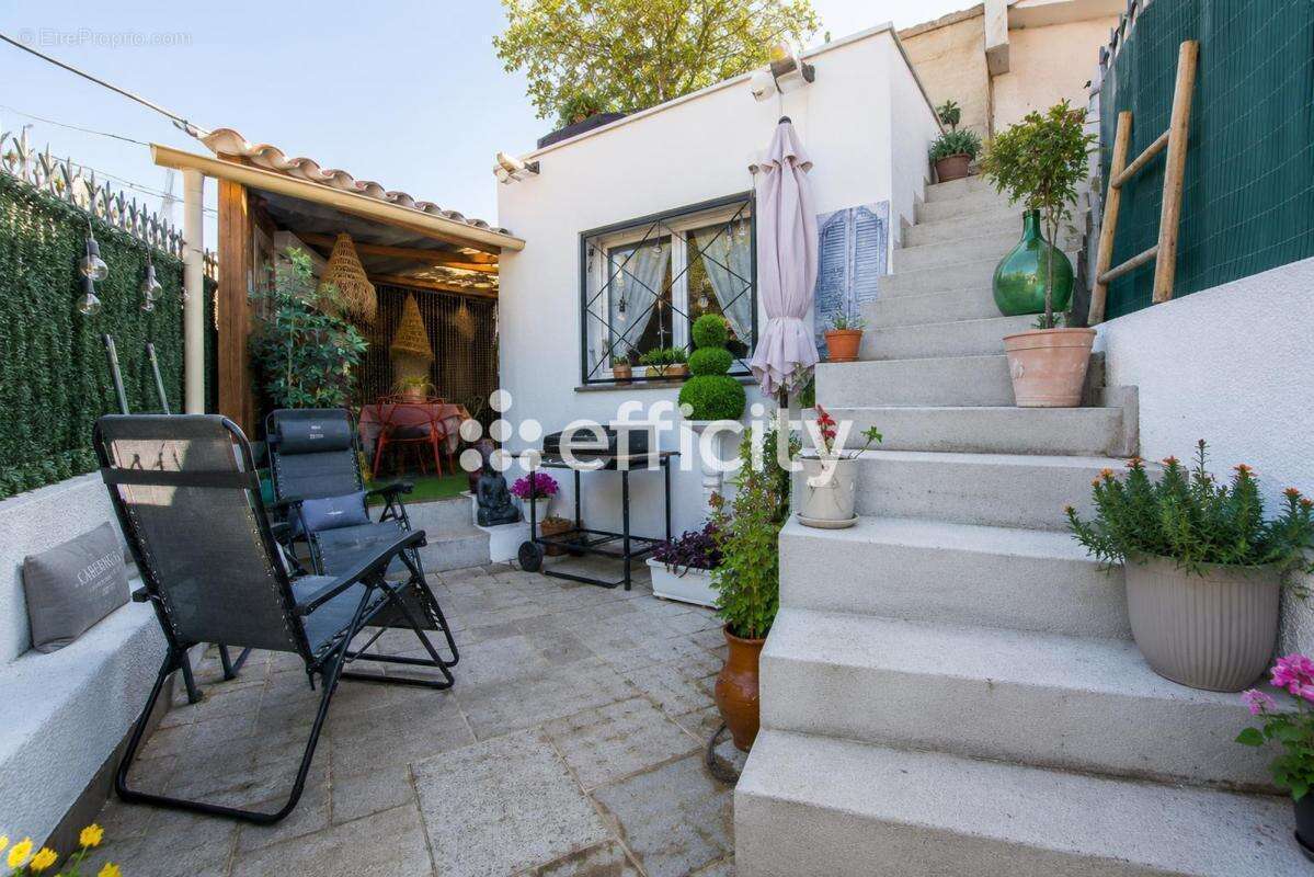 Maison 29 m² à Plan-De-Cuques  - photo 4