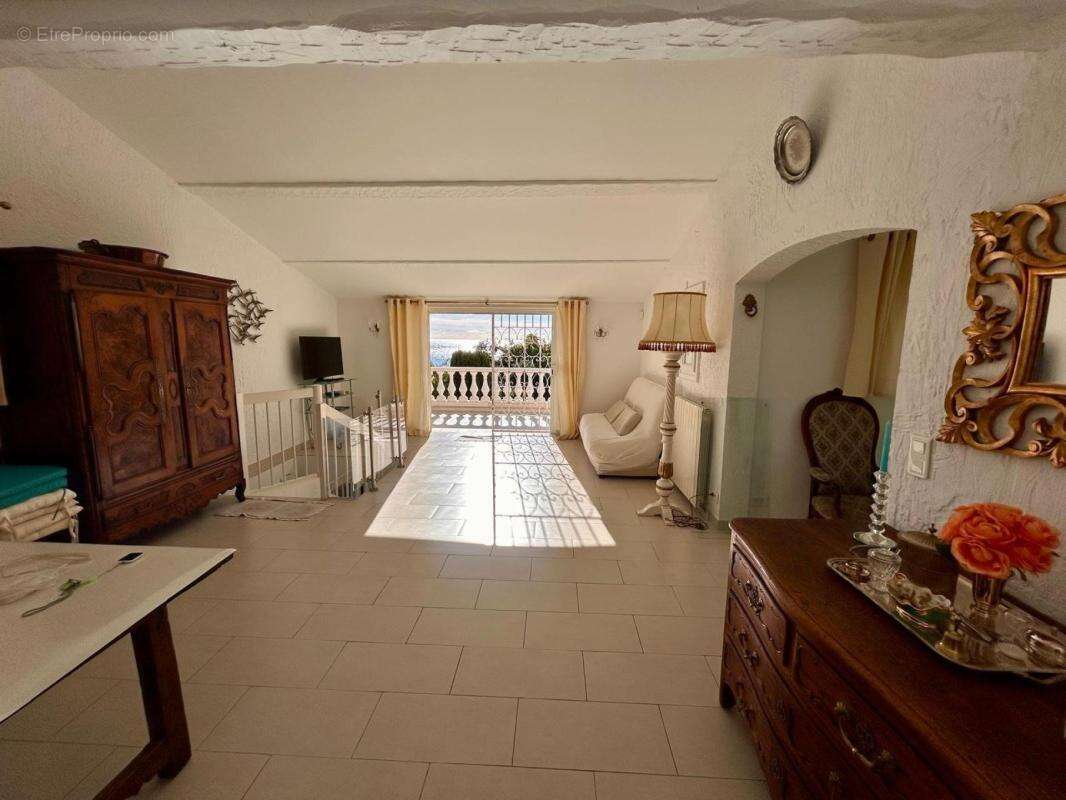 Maison à SAINT-RAPHAEL