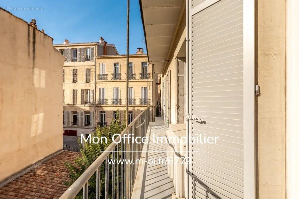 Appartement à MARSEILLE-6E