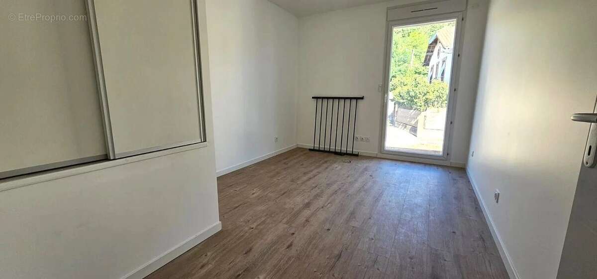 Maison à CHATILLON-LA-PALUD