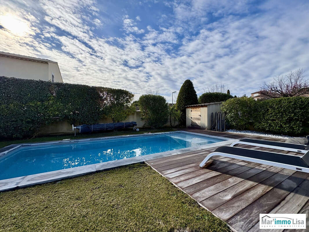 Maison à SAINT-SATURNIN-LES-AVIGNON