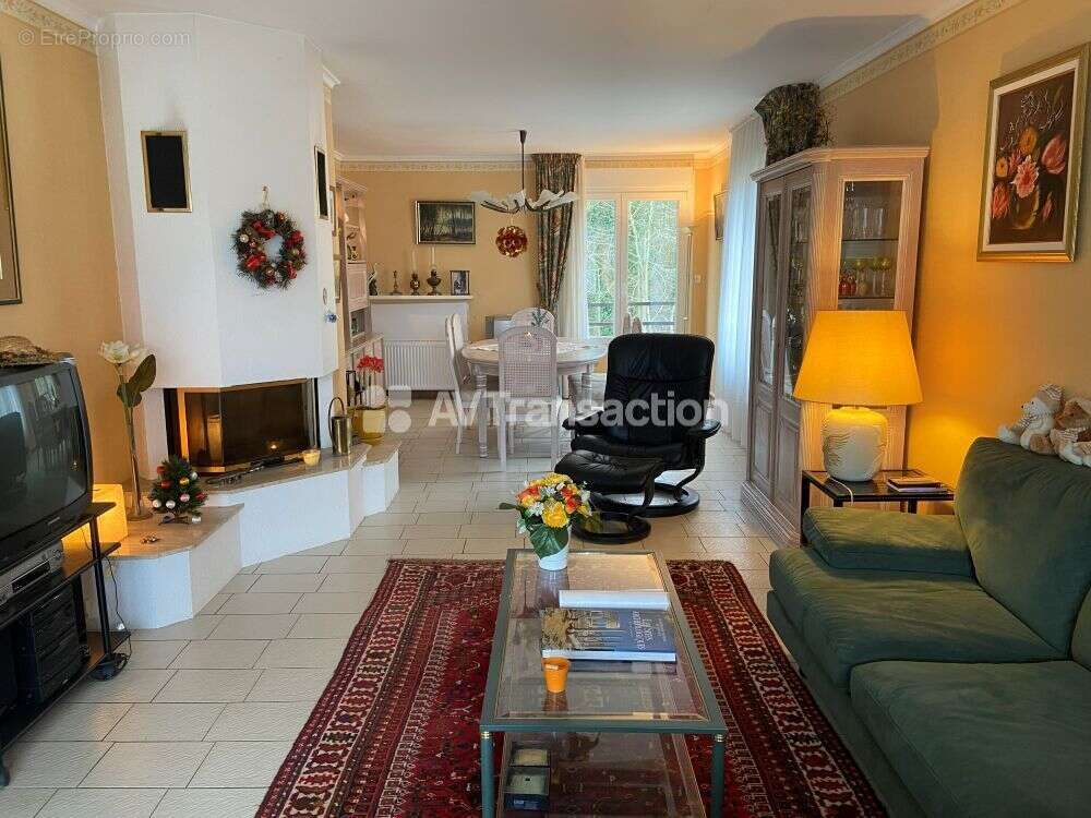 Maison 144 m² à Retonfey  - photo 3