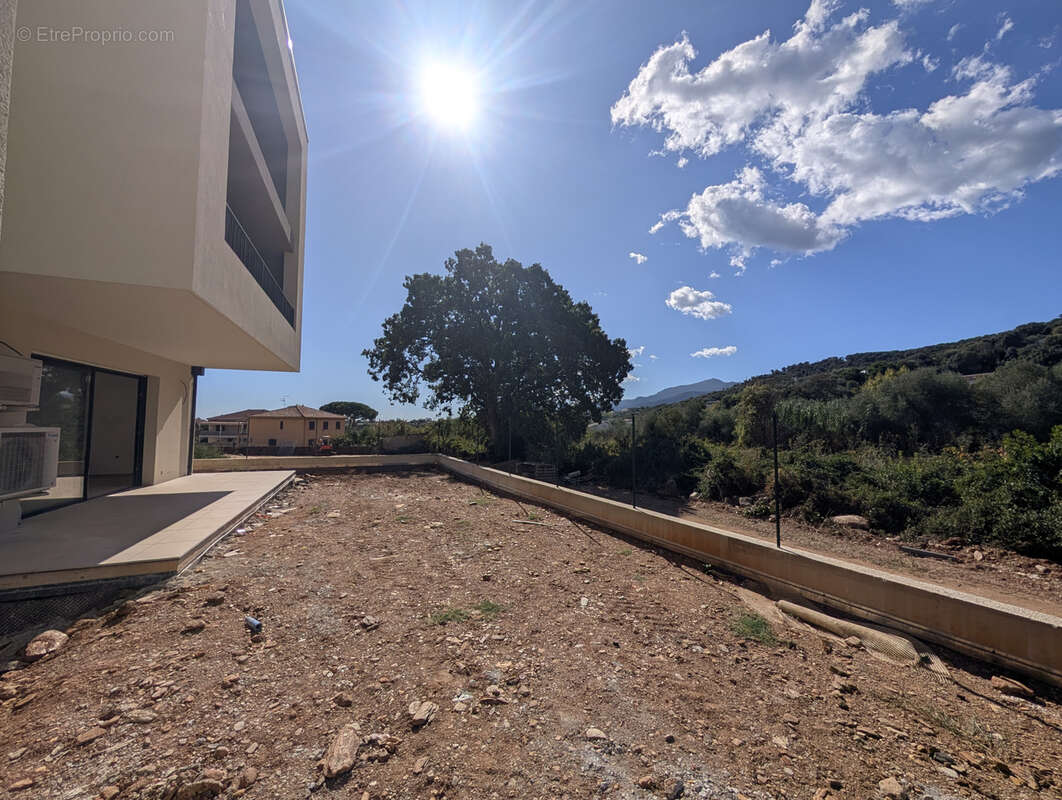 Appartement à BORGO