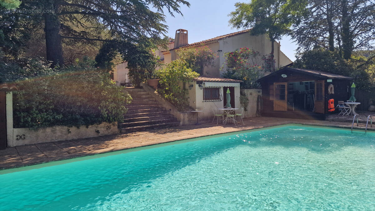 Maison à LA DESTROUSSE