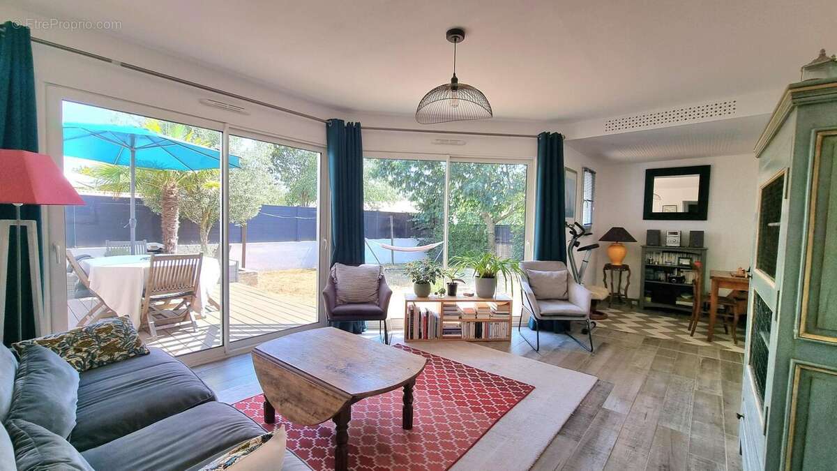 Maison 136 m² à La Chapelle-Achard  - photo 5