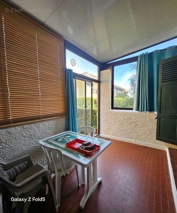 Appartement à SAUSSET-LES-PINS