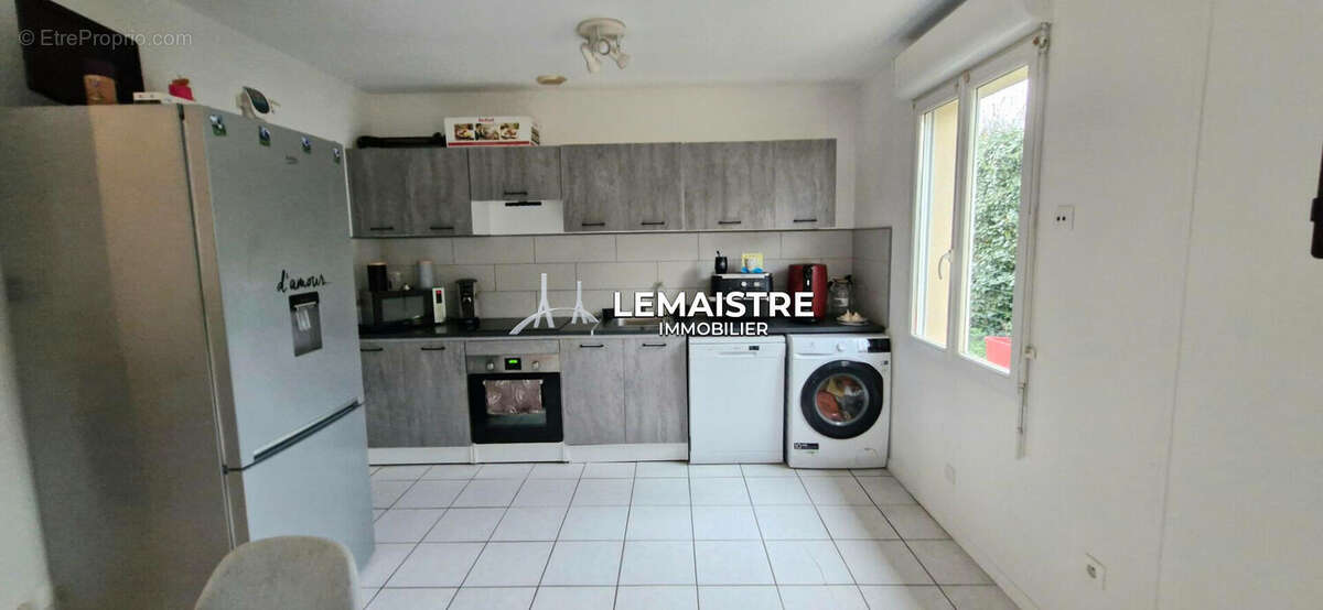 Maison à SAINTE-MARIE-DES-CHAMPS