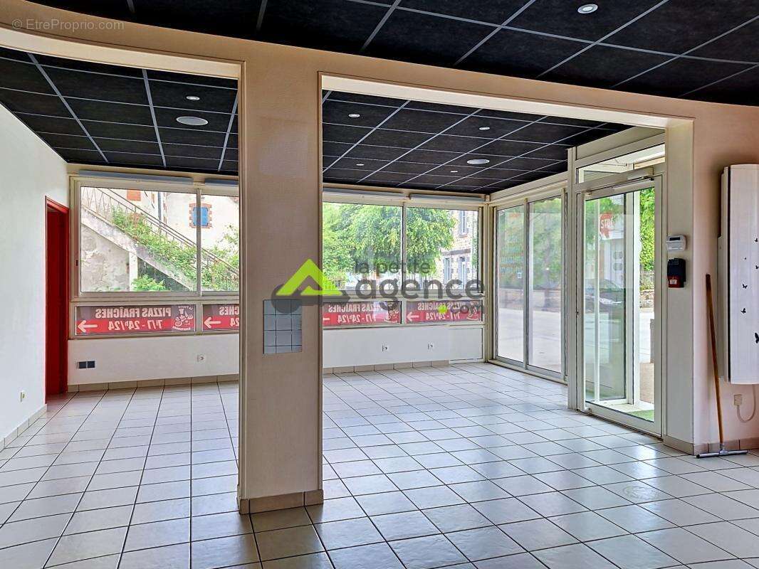 Appartement à AUZANCES
