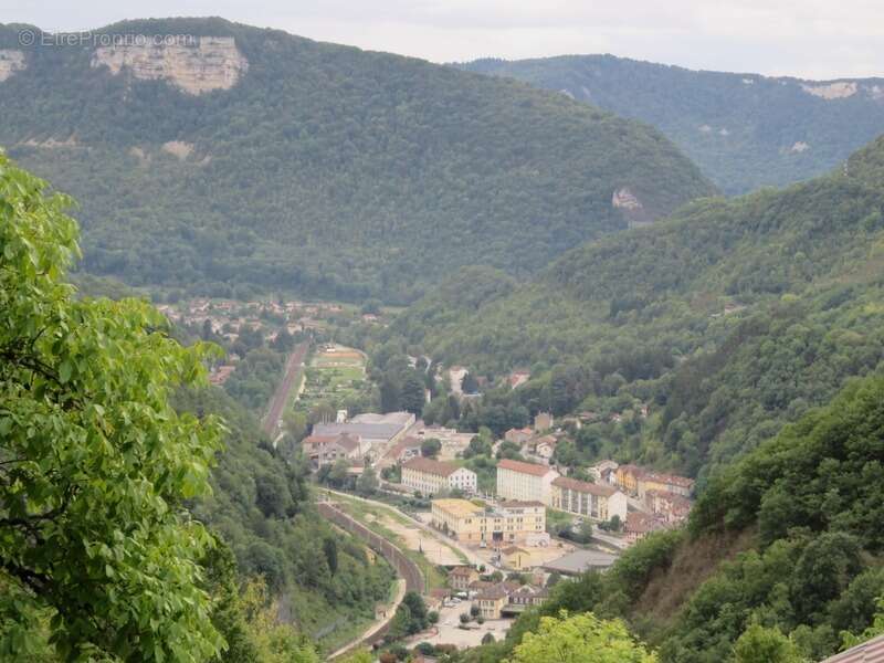 Appartement à SAINT-RAMBERT-EN-BUGEY