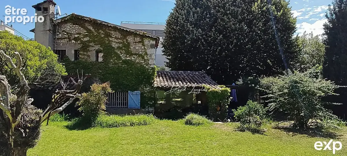 Maison 168 m² à Saint-Laurent-Du-Var  - photo 4