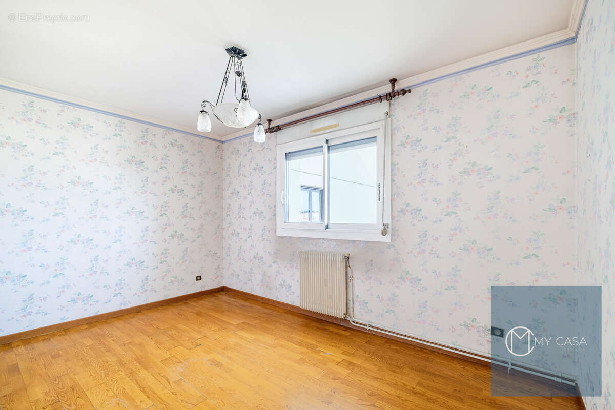 Appartement à LYON-8E