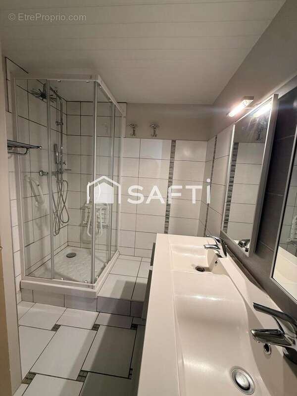 Appartement 60 m² à Sete  - photo 7
