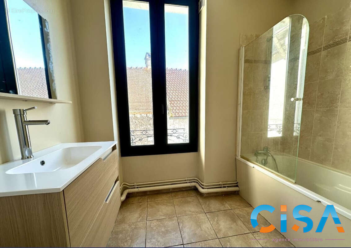 Appartement à PIERRELAYE