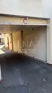 Box Situé dans une résidence sécurisée - Piscine Floréal Lilas - photo 4