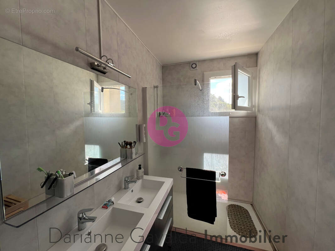 Appartement à DECAZEVILLE