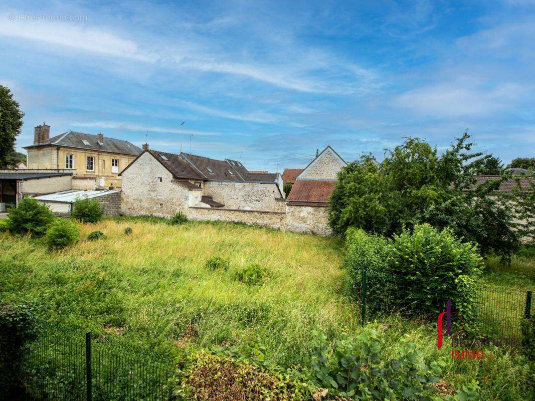 Appartement à NOINTEL