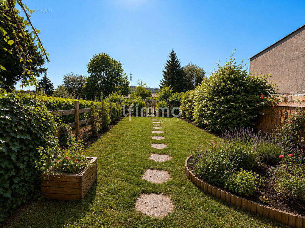 immeuble de rapport - 2 logements - 3garages - photo 20