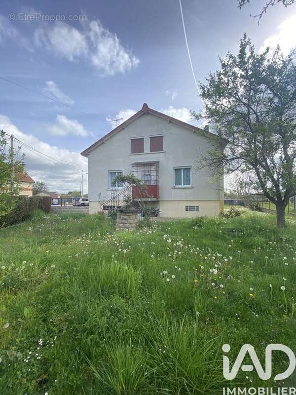 Photo 7 - Maison à MAIZIERES-LA-GRANDE-PAROISSE