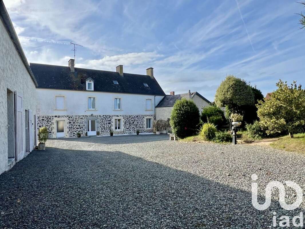 Photo 4 - Maison à SAINT-SAUVEUR-LENDELIN