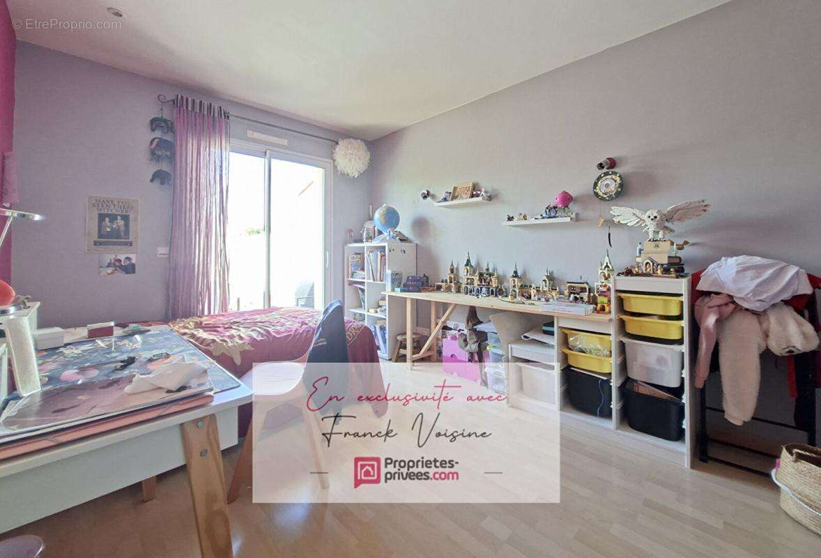 Maison à VENDRENNES