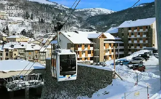 Appartement à AX-LES-THERMES