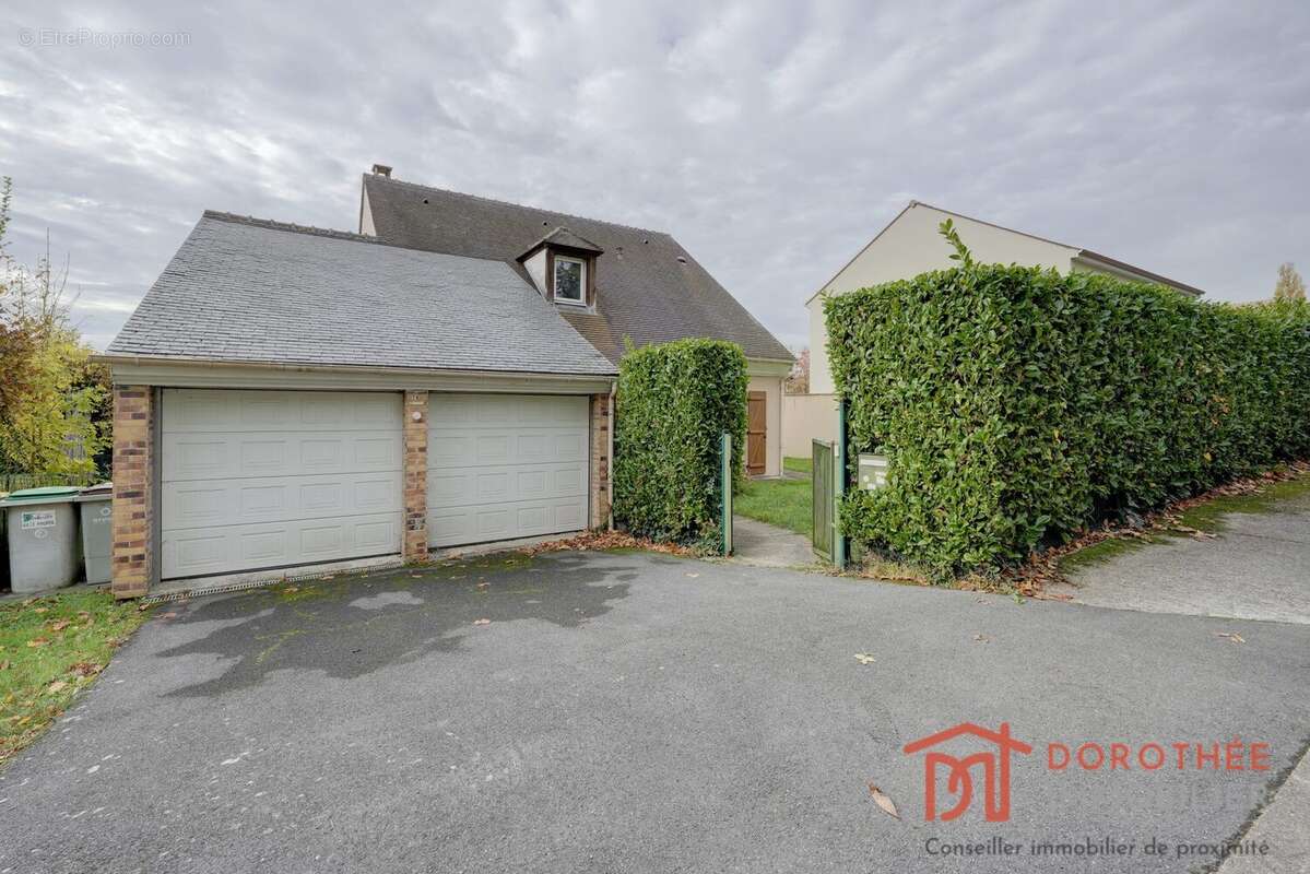 Maison à MAROLLES-EN-BRIE