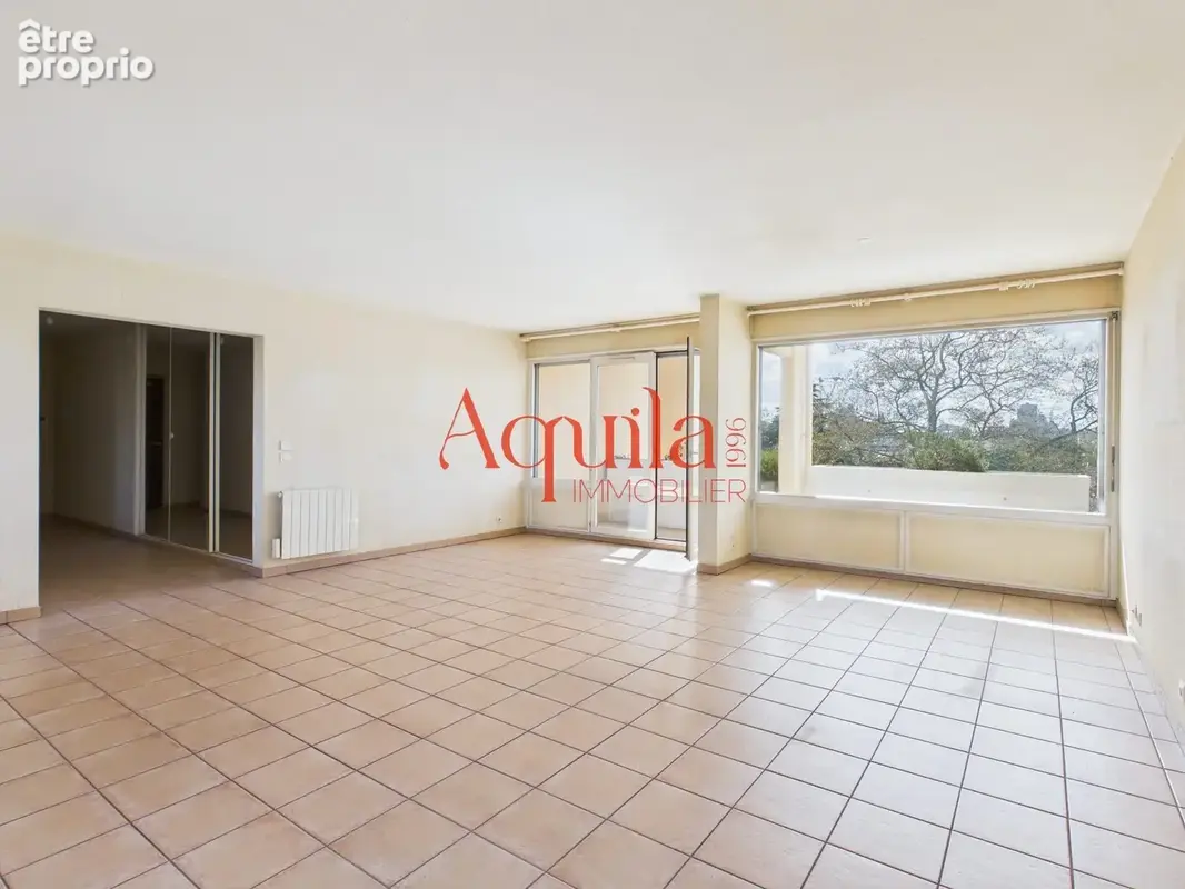 Appartement 5 pièces 110 m² à vendre à Villeurbanne (69100) - photo 4