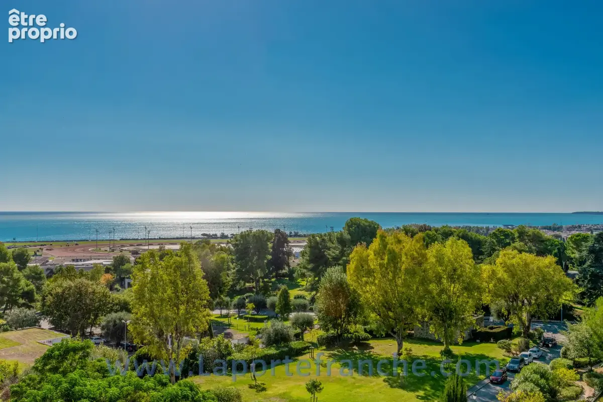 Appartement de 118 m2 vue mer dans résidence sécurisée parc piscine olympique - photo 17