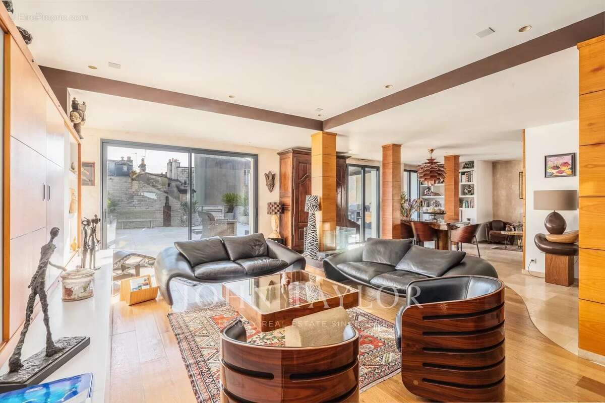 Appartement à BORDEAUX