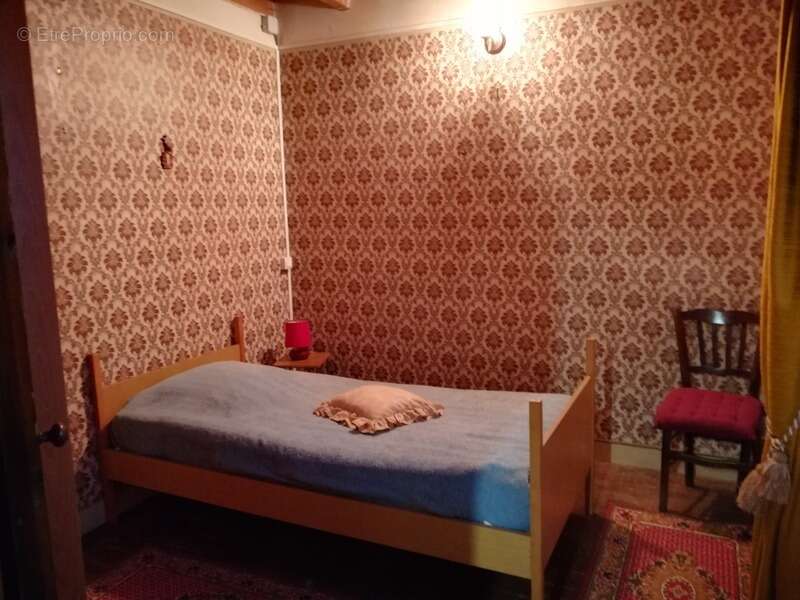 Maison à DOMPIERRE-LES-EGLISES