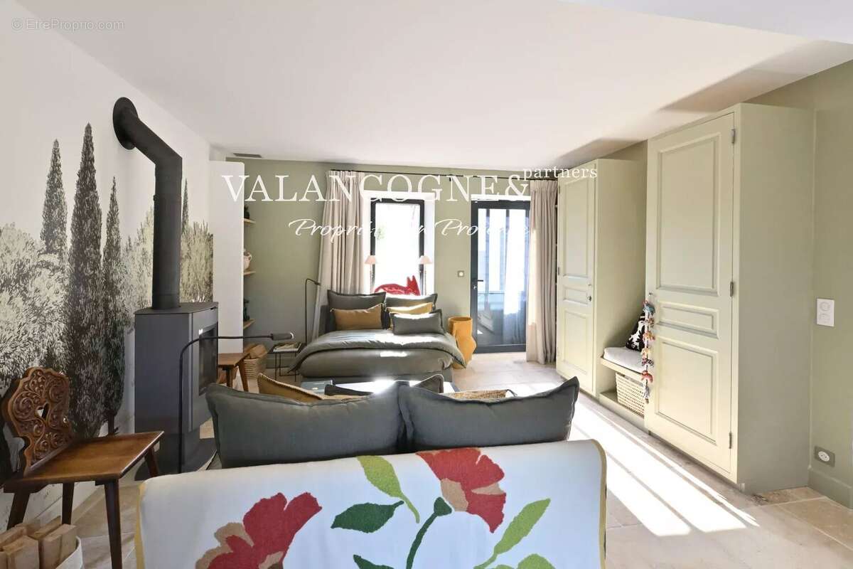 Maison en pierre du XVIII siècle - photo 6