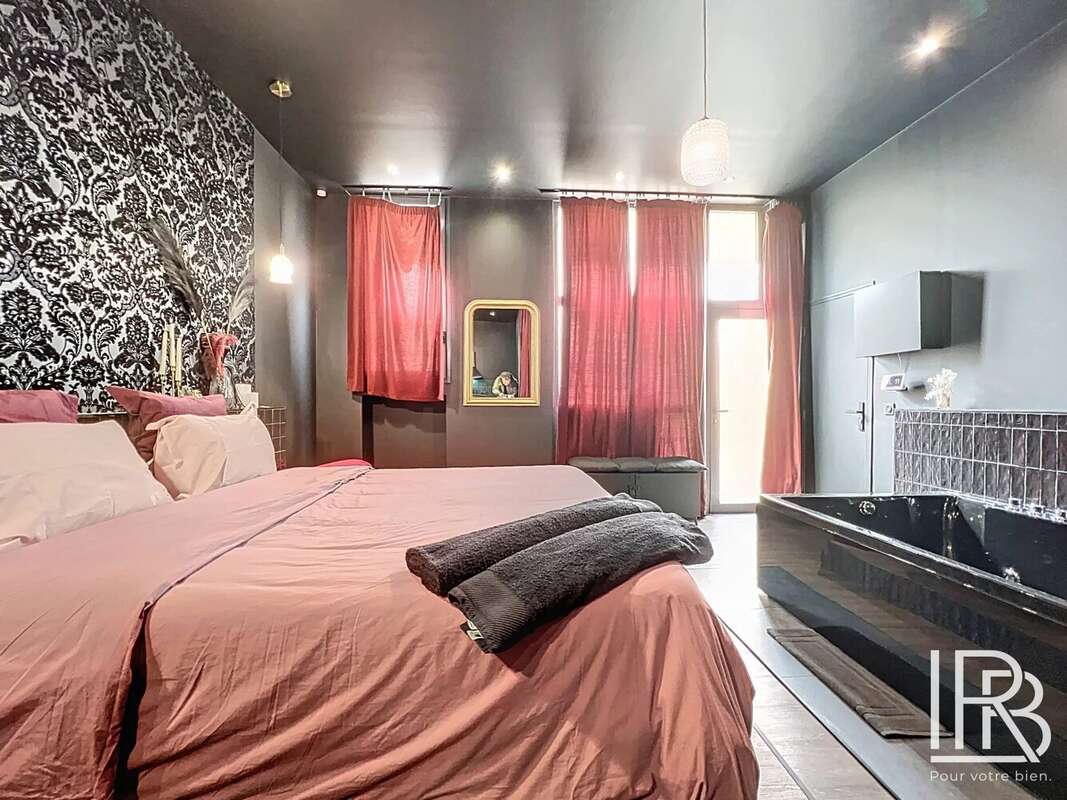 Appartement à MARSEILLE-6E