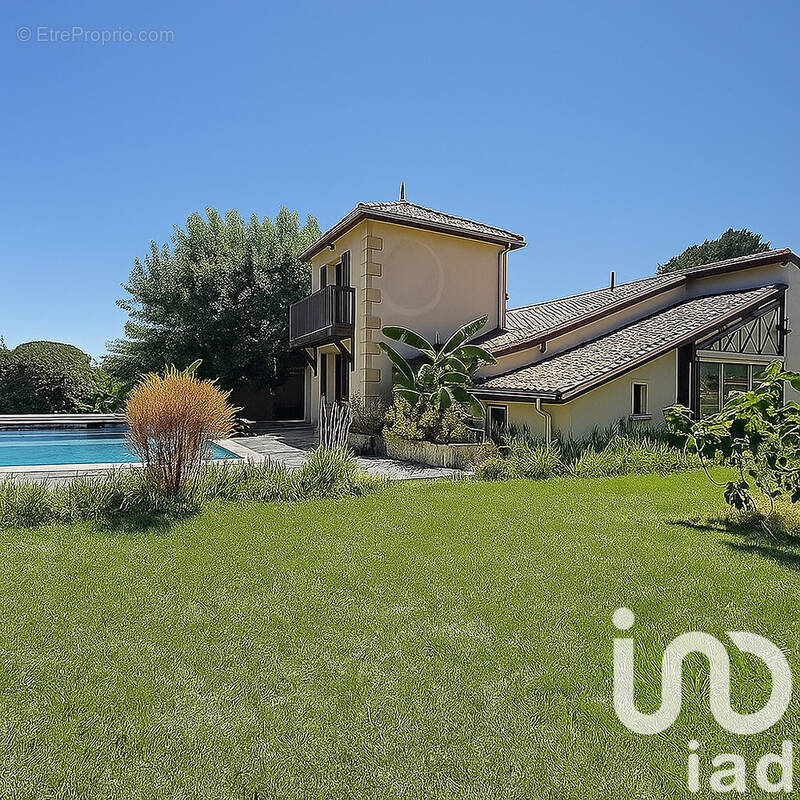 Photo 1 - Maison à MENESPLET