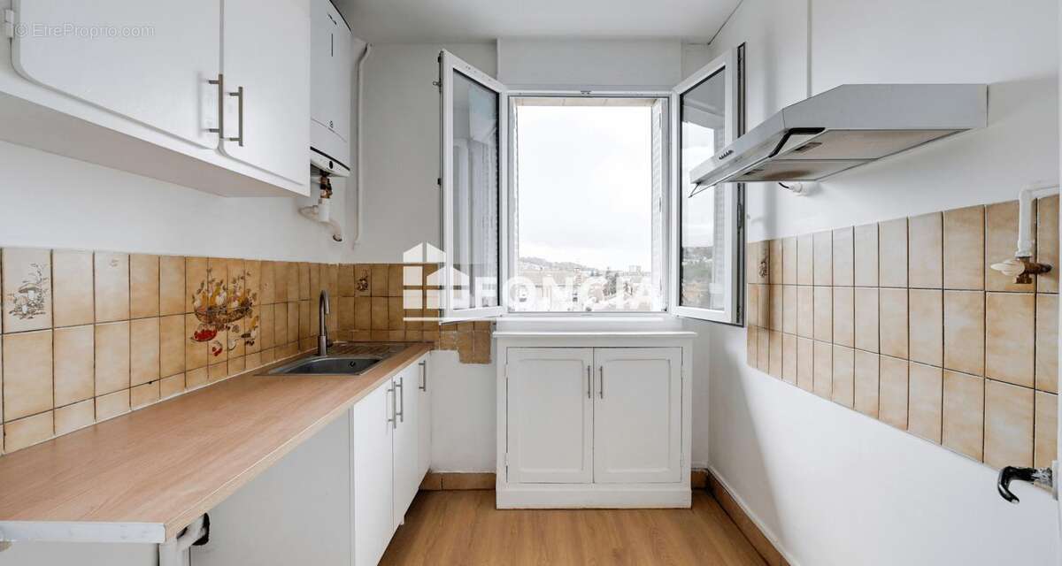 Appartement à VILLENEUVE-SAINT-GEORGES