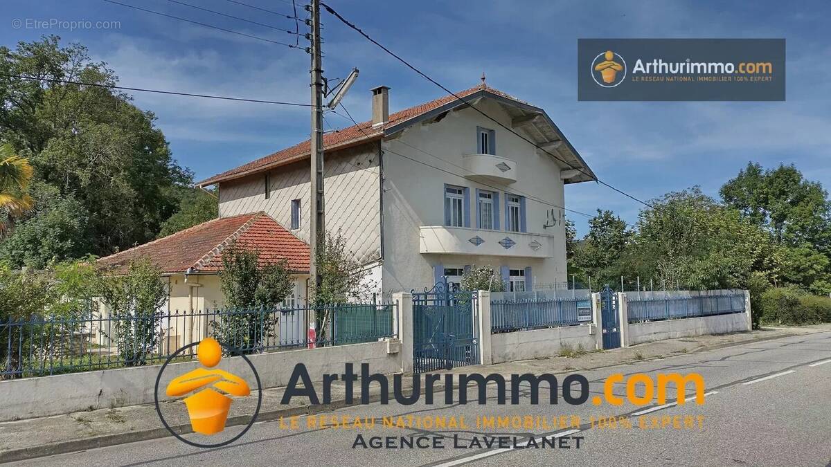 Maison à VILLENEUVE-D&#039;OLMES