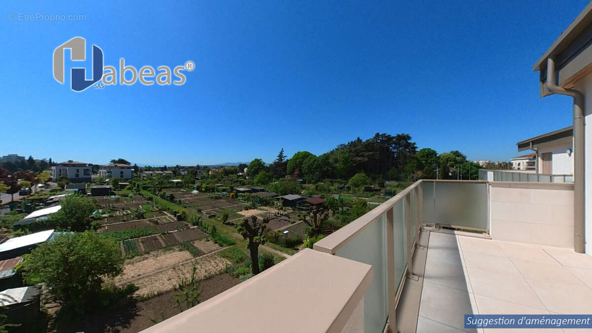 Appartement à SAINTE-FOY-LES-LYON