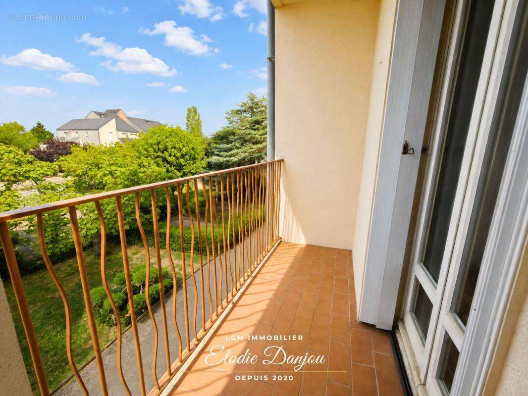Appartement 2 chambres, balcon, garage, cave - Résidence sécurisée - Orléans secteur Hippodrome/Jardin des plantes - photo 4