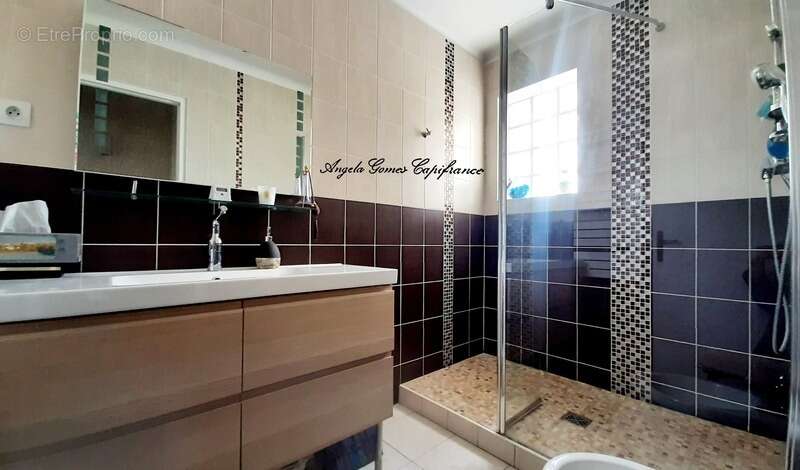 Maison à CHAMPIGNY-SUR-MARNE