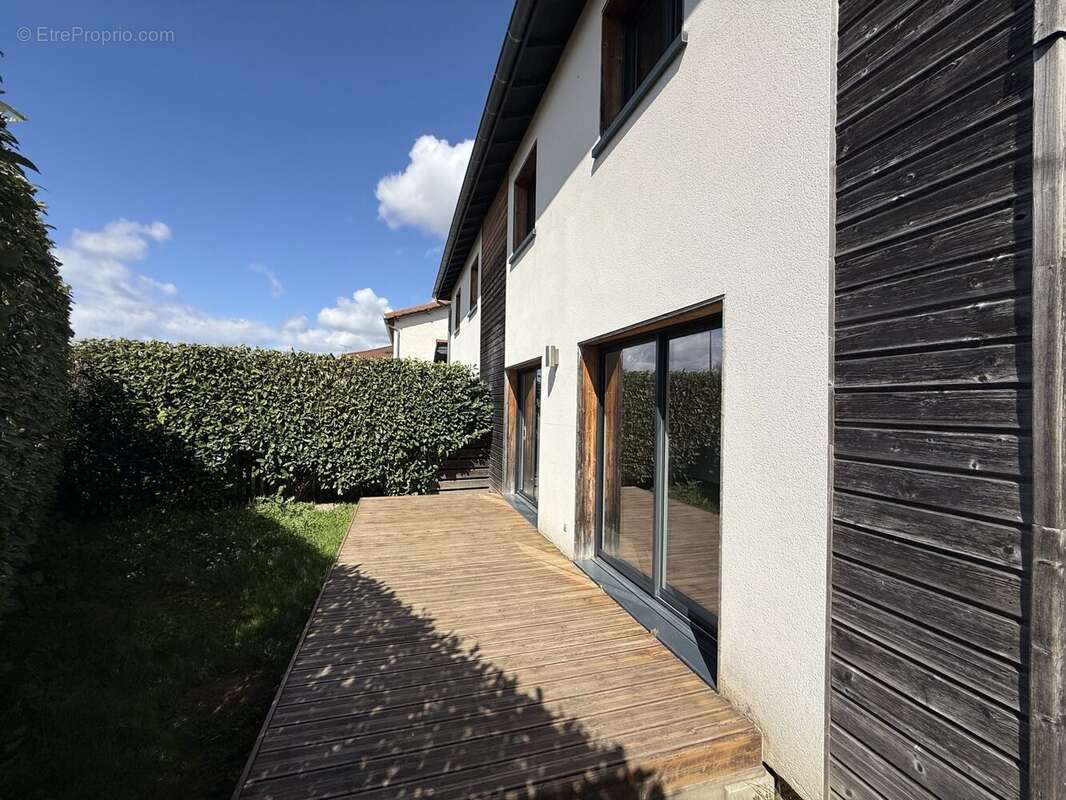 Maison à VILLENEUVE
