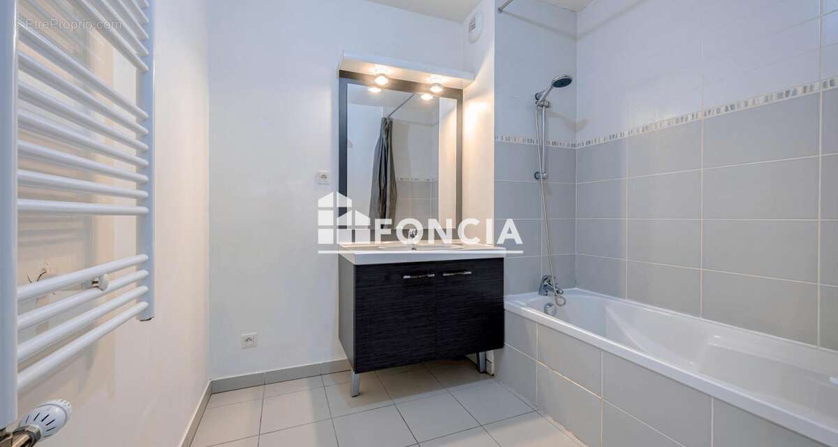 Appartement à SEYNOD