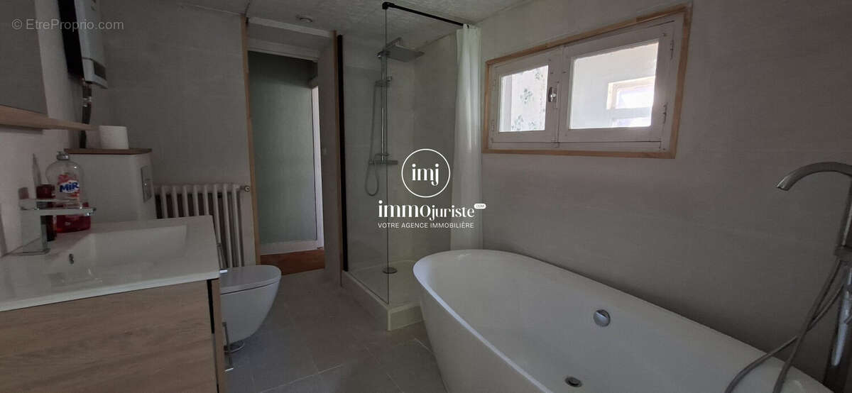 Maison 167 m² à Magnac-Bourg  - photo 7